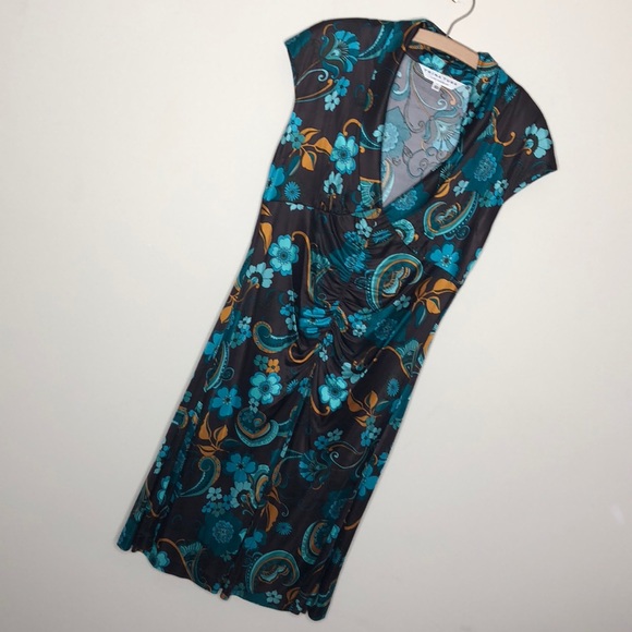 Trina Turk Dresses & Skirts - Trina Turk brown/turquoise V-neck floral dress 10